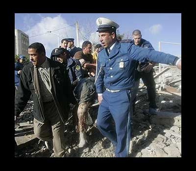 Жертвами терактов в столице Алжира стали 52 человека