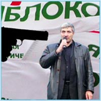 После покушения лидер дагестанского "Яблока" не выходит из комы